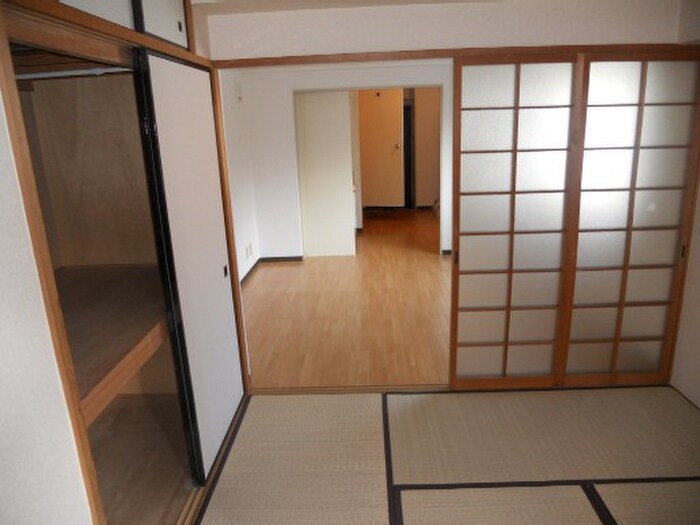 物件内観写真15　(居室)