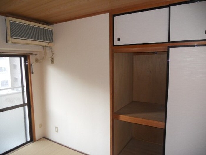 物件内観写真16　(洗面)