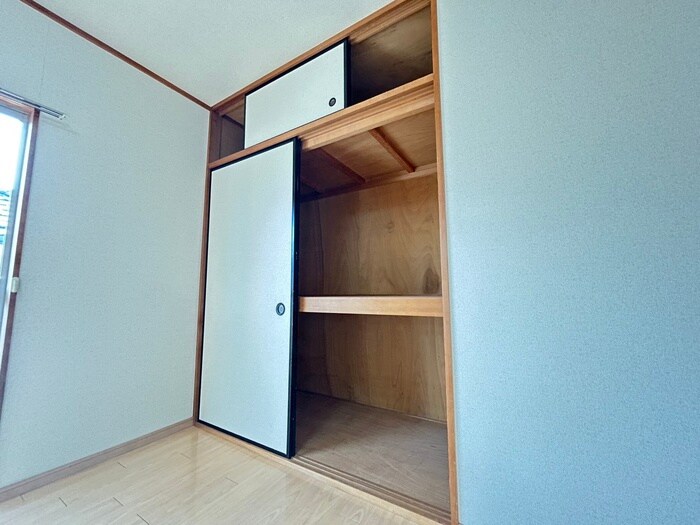 物件内観写真13　(収納)