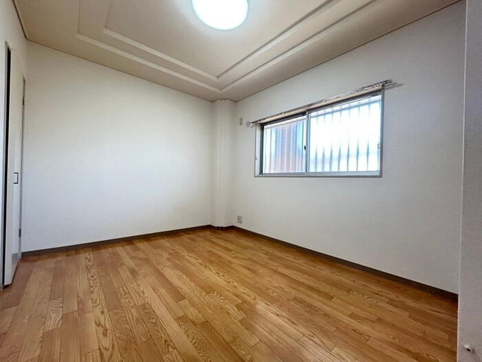 物件内観写真18　(居室)