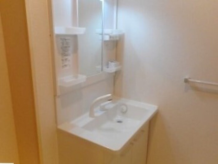 物件内観写真6　(洗面)