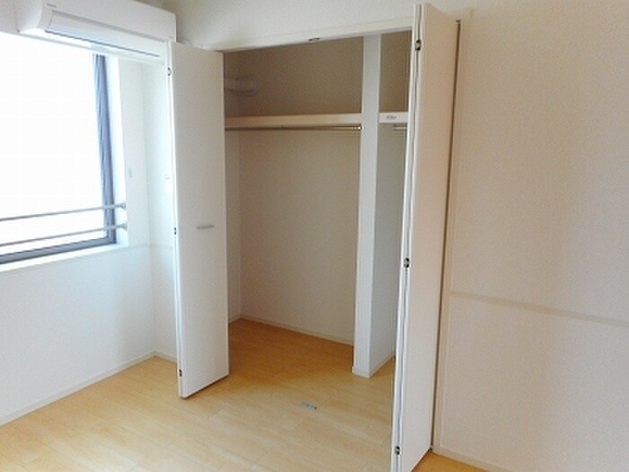 物件内観写真11　(収納)