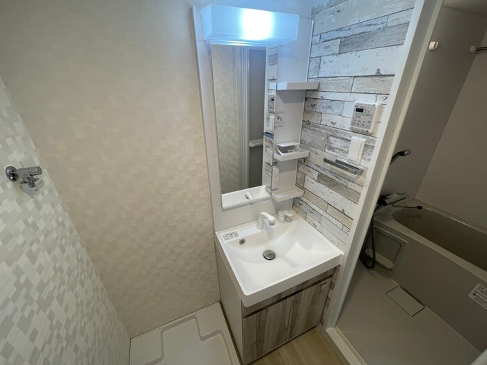 物件内観写真12　(洗面)