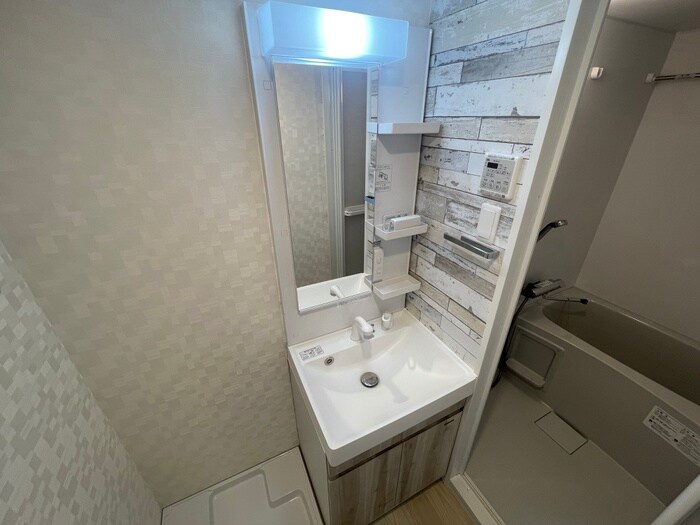 物件内観写真12　(洗面)