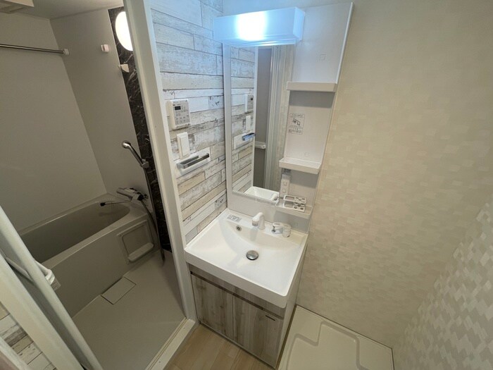 物件内観写真12　(洗面)