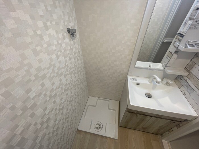 物件内観写真13　(洗濯機置場)