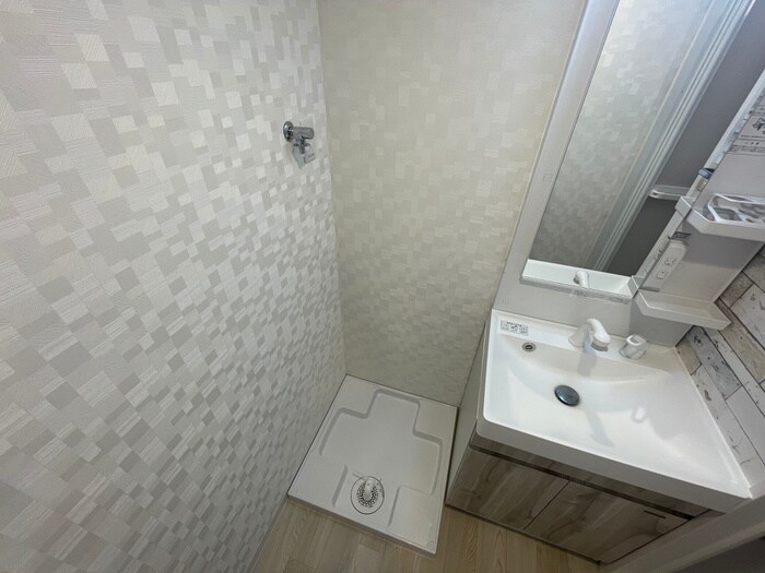 物件内観写真13　(洗濯機置場)