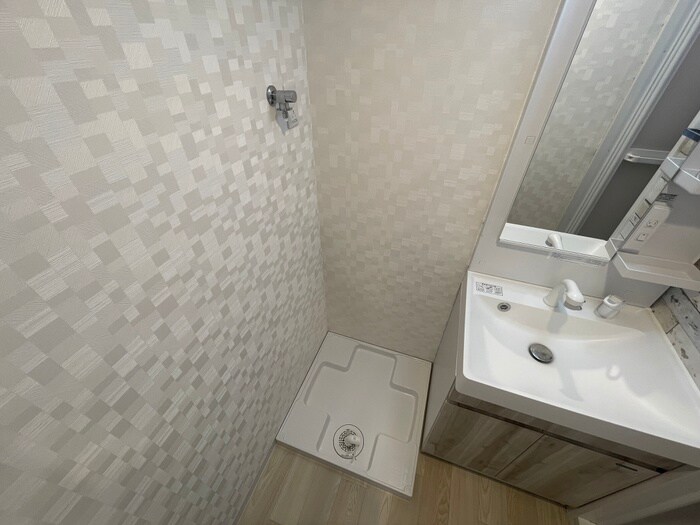 物件内観写真13　(洗濯機置場)