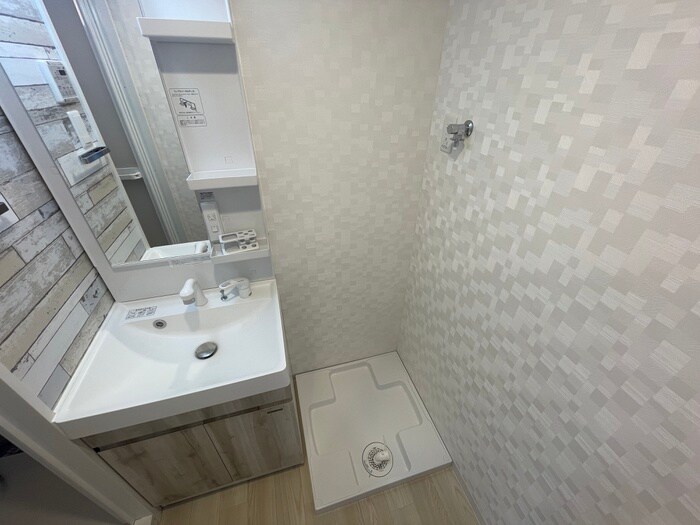 物件内観写真13　(洗濯機置場)