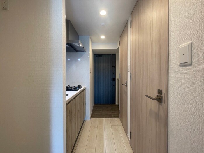 物件内観写真15　(廊下)