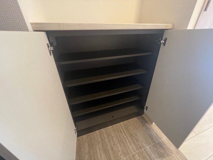 物件内観写真16　(靴箱)