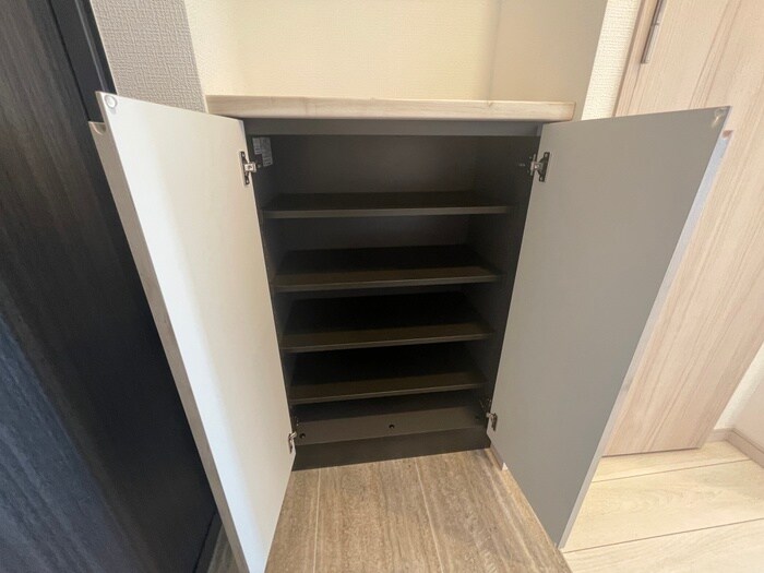 物件内観写真16　(靴箱)