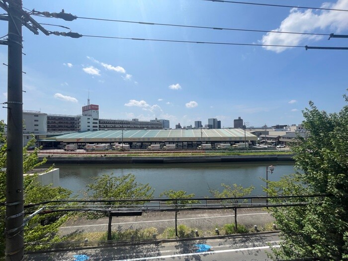 物件内観写真19　(室内からの展望)