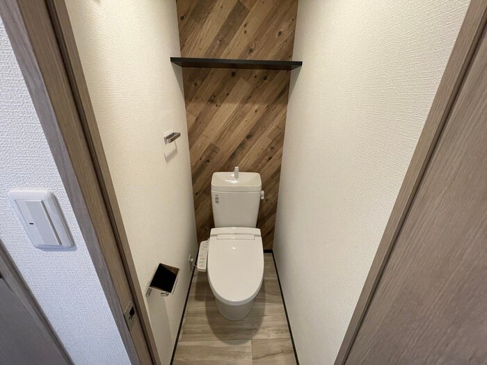 物件内観写真12　(トイレ)