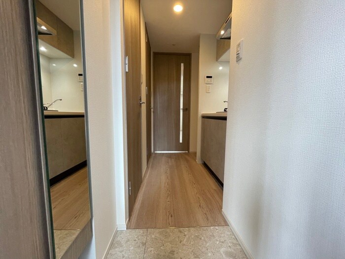 物件内観写真14　(廊下)