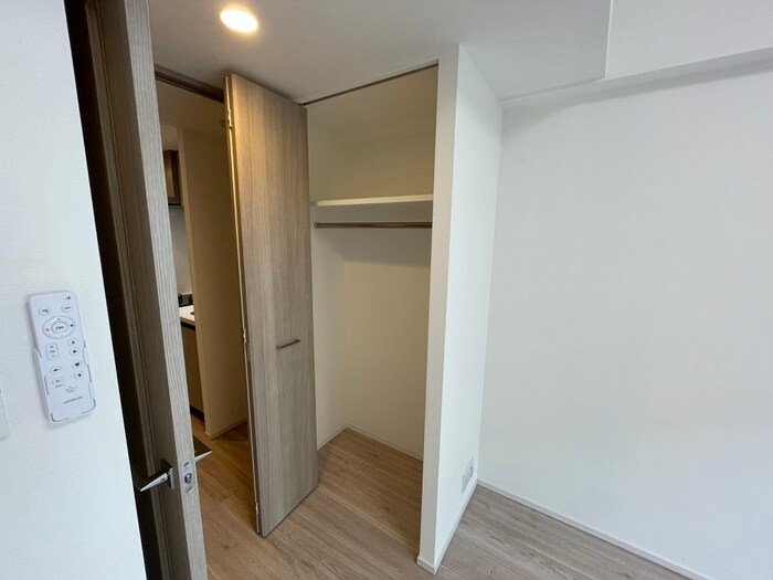 物件内観写真16　(収納)