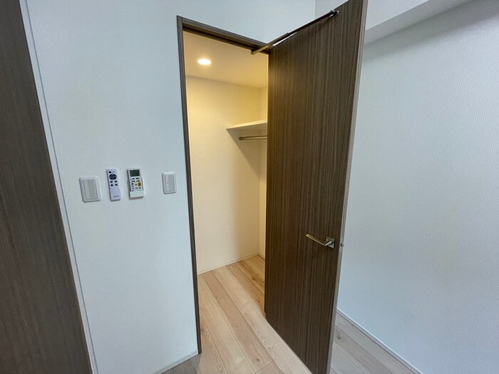 物件内観写真16　(収納)