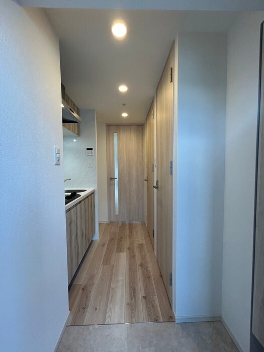 物件内観写真11　(廊下)