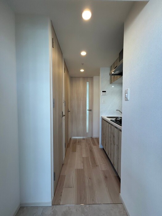 物件内観写真11　(廊下)