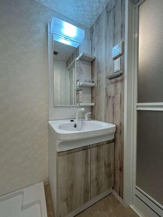 物件内観写真13　(洗面)