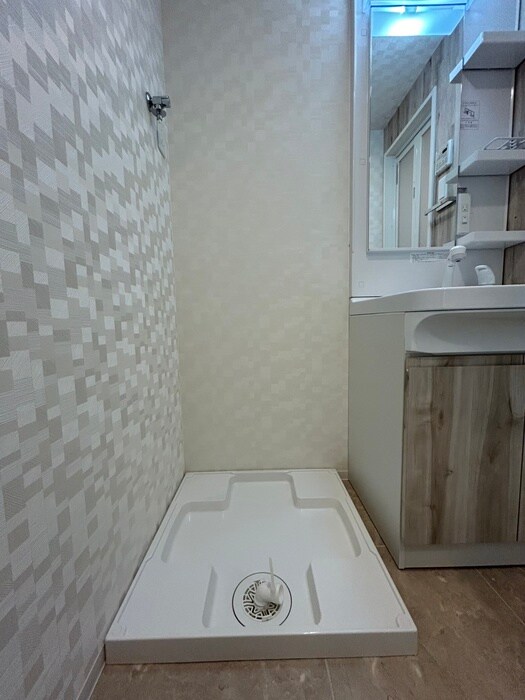 物件内観写真13　(洗濯機置場)