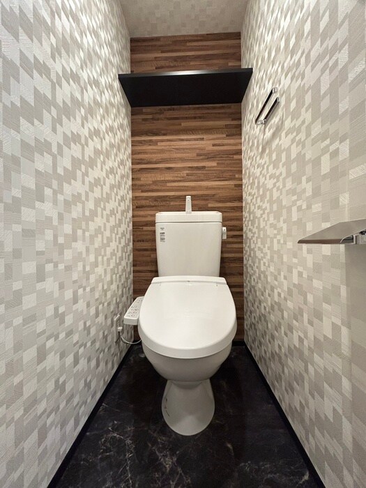 物件内観写真14　(トイレ)