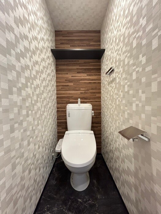 物件内観写真14　(トイレ)