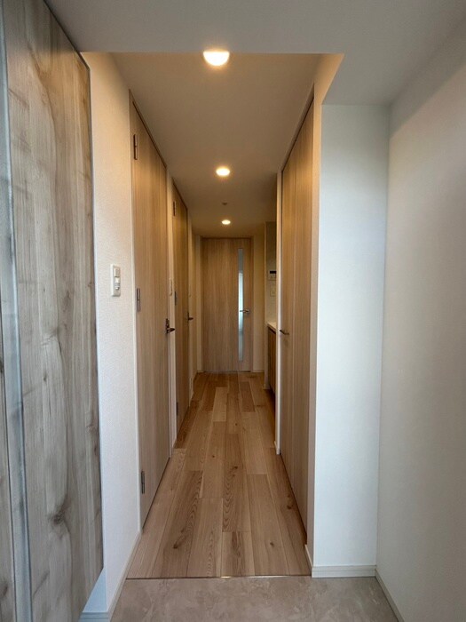 物件内観写真17　(廊下)