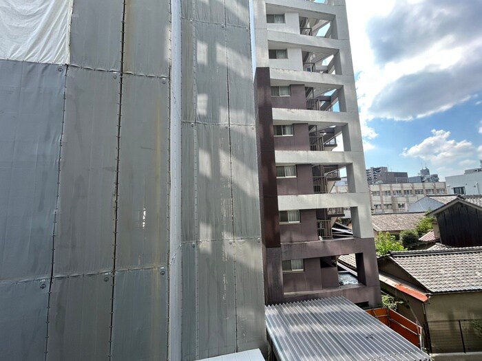 物件内観写真17　(室内からの展望)