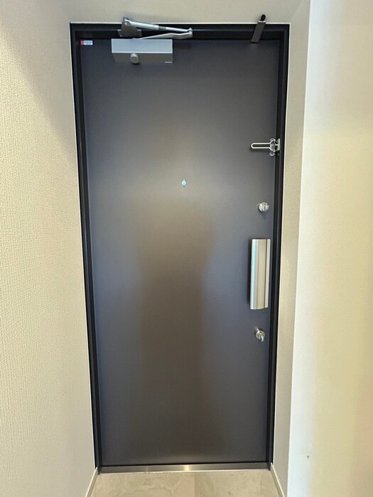 物件内観写真18　(玄関)