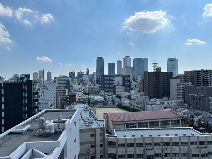 物件内観写真21　(室内からの展望)