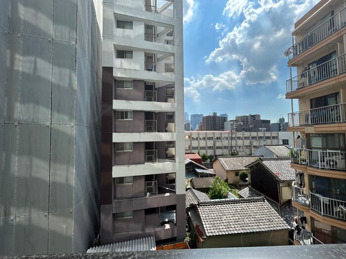 物件内観写真21　(室内からの展望)