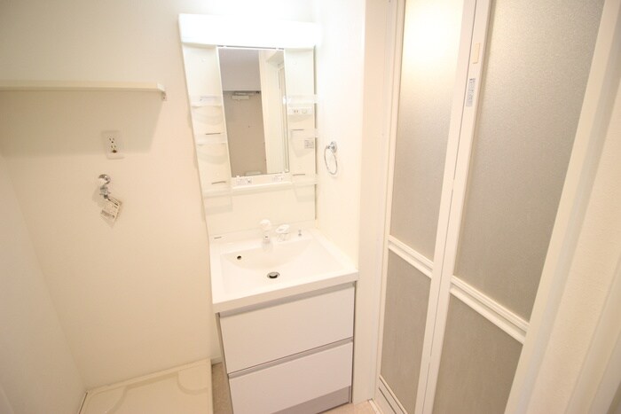 物件内観写真11　(洗面)