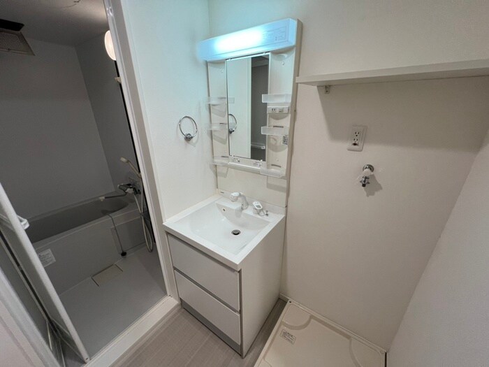 物件内観写真13　(洗面)