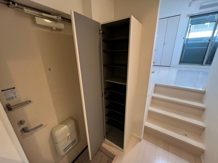 物件内観写真17　(靴箱)