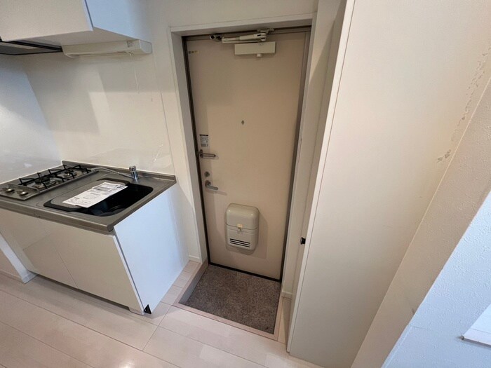 物件内観写真19　(玄関)