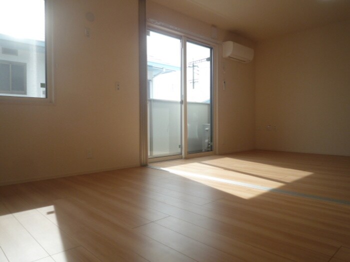 物件内観写真9　(居室)