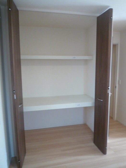 物件内観写真15　(収納)