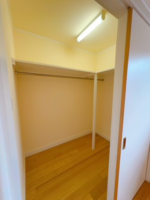 物件内観写真16　(収納)