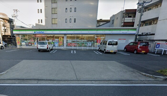 ファミリーマート