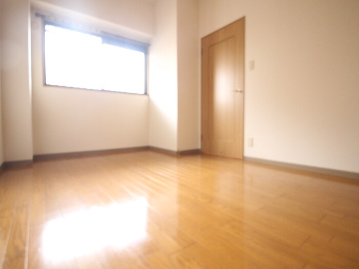 物件内観写真12　(居室)