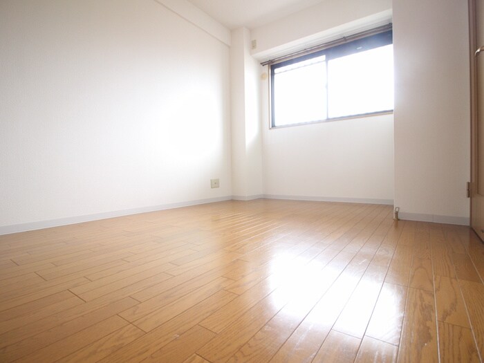 物件内観写真13　(居室)