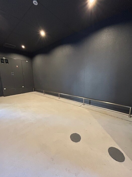 物件外観写真5　(駐輪場)