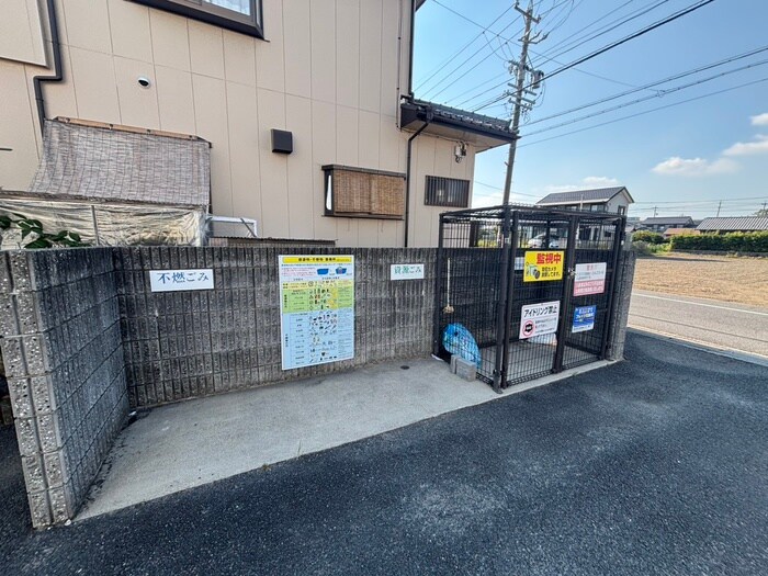 物件外観写真6　(建物設備)