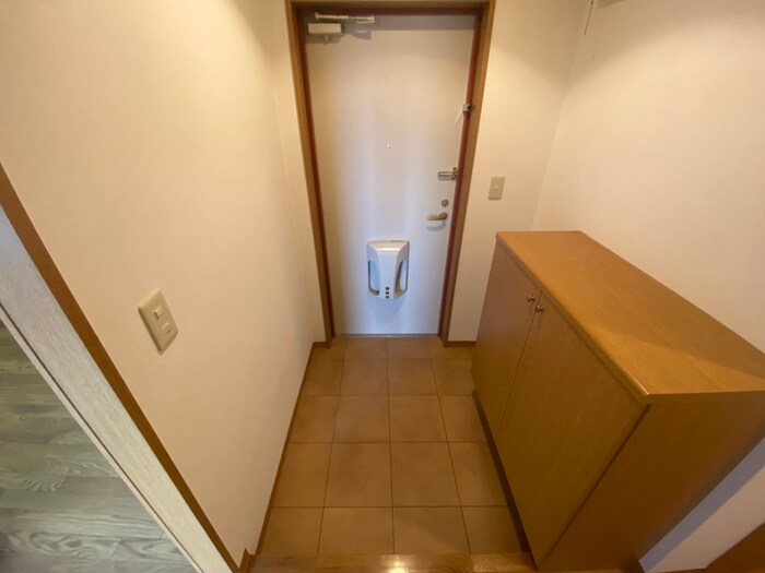 物件内観写真19　(玄関)