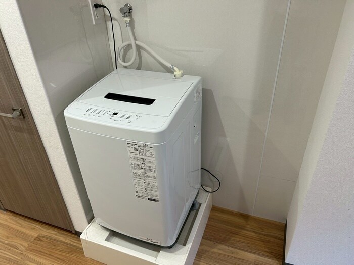 物件内観写真12　(洗濯機置場)