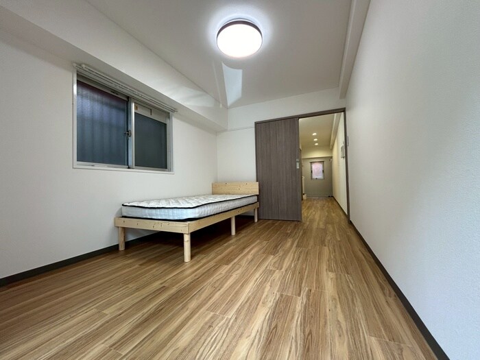 物件内観写真18　(居室)