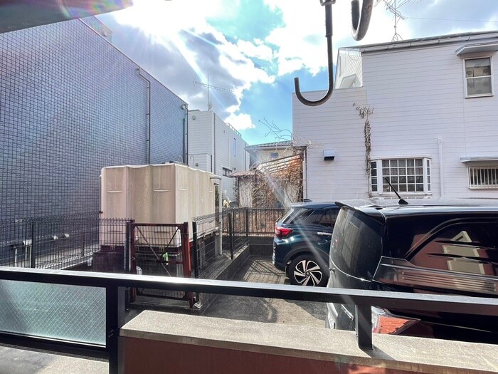 物件内観写真15　(室内からの展望)