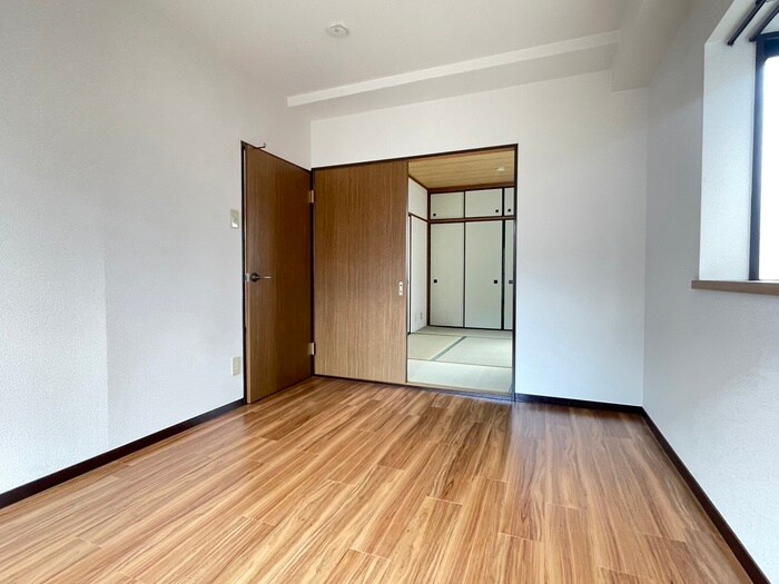 物件内観写真17　(居室)