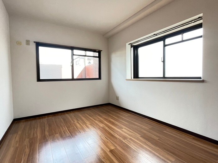 物件内観写真18　(居室)